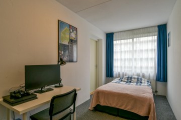 md5:127bd402f97e991964d88a83e135e135