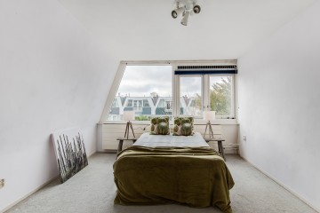 md5:2c489a71a3276556d1d02b9f98e3110a