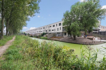 sha256:0137efb384b5f1fd5bbf1ed89052e57496bb6863b6ef468cd529ca72168155cf