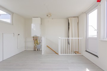 sha256:07adb4525a704c43a840a30294c32ede2a67f2f4a8682925c2fab56c7c3eee84