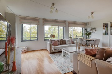 sha256:07b9192c8e03147d0ff3ecc08ec7ff7bfc054a78fac7c8ed008e652cfcb0b178