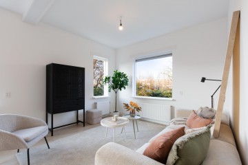 sha256:09e3169a3f1c2243e9c932e50b144f23b38fa1ef4609c6caca2d5b0e9feaa065