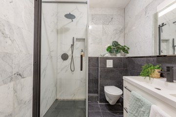 sha256:0bfce273a24493afbd23fe93ba7d668bb2d206eac2e10ef115c8e27cdb3aca05