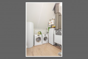 sha256:0db3277931e14bc3067df7df7a31744464546dc4ebae462a207a14d79ca5b913