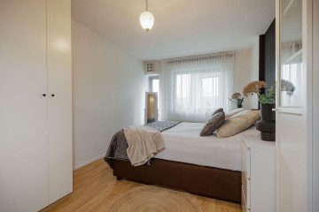 sha256:177241d989df548e5d2d745ab1101b3ec96b1aec4929d254e46f1762d337af1f