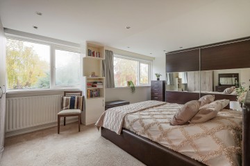 sha256:196914024df0a1b60bb4c8aea59e0ed4130d2fc32b1dc736e04ba2279f094cc4