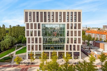 sha256:198356176d7d62c4ebdd720d3645b31b72078a19f695f43ec2f01d3d7410a7ab