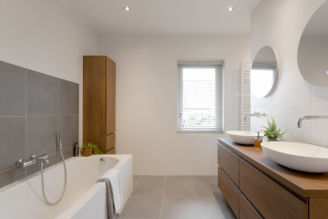 sha256:23ff9659c1f0109f1830b805423457b728847ad46ac8c58c96a5291a209f50cc