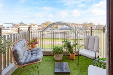 sha256:24416fc6564263a5f49ec9f2e3afc365373cce38c7814f1dd81af471cc05d011