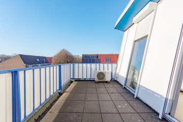 sha256:26037a4afc1509e183b2d99da3f1d61ce14c8eae220a5fa97e746d2a50ea30d3