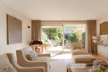 sha256:279c5d0e44775107a0116f80ed2e07426700a505a19f999503515905da9c3ed3