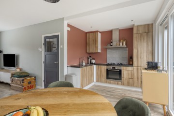 sha256:349b73c817103c967d095673d76dfa5a642b6cec2a404bca60fba5a3e13dcd88