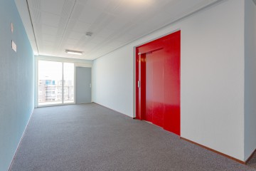 sha256:3740eeaba5ca2d0d5993af59384f46abe1cc11a63b04f0194d315a8f522ddc62