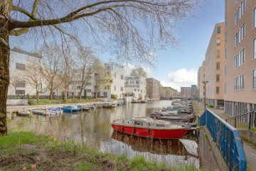 sha256:38fff2e1b9914937e7f70d9a74fc8208161426d5ff9c9a8712f404d38c0469d5