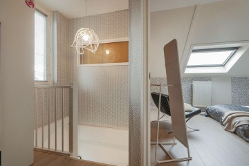 sha256:4015dd3f22d602fa7289571a658bf3b1f3d89f2a1b3956992b13d676dfa95a83