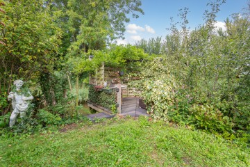 sha256:40b628edbec7b841653176a51b166e63059ea047895fd5012b1063657b4122fb