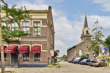 sha256:45f3cae89ae64e75c7f8b23c3f373a56b9a596b5d276f53f66da7bbc46856adf