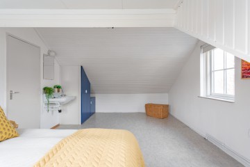 sha256:49bf26ecc965a2ce1a9595f4849847055d54e3623a29486b1123965169223424