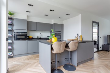 sha256:4a6575dec6d2260459b22cb653f47fb5babb409bdefdbc26bce3fb75e015c24c