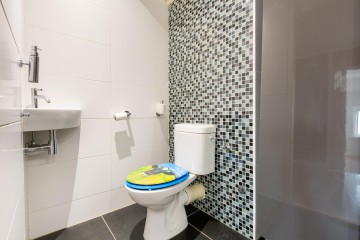 sha256:4ff9071d13d91d918aac5d0691706910db25ad2d1a18602699093726172f087c