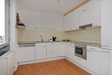 sha256:5061bd77f69731c6e118b5303ec006c40f905ce575b656676a65af93d50a4c93