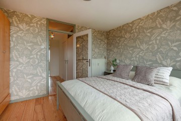 sha256:55c6c6444ffad40ab33c99bb6120ecc0f8ade6706d36dbead3869938c22f8fd3