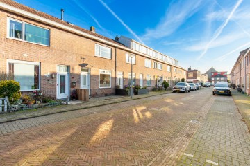 sha256:56c9052887453ac9788ddfa2cfb09fec8be325c98099d8195dd5e0da31408de5