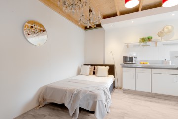 sha256:57b268ed9f05a221d91c514e2588a09cd1c2ac3165e4654c42901d69d92e6e71