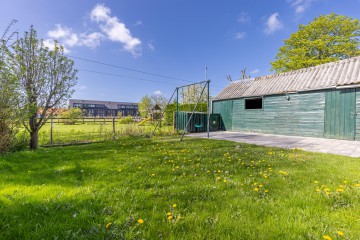 sha256:591a537824f54aa8152568461224155f7f218abbd2a0658a586e99b184683c8c