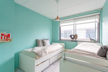 sha256:5dea5612a00ec63f828e95d1a403744b10676ff7f3af98d040a0a5f0b2ab8516