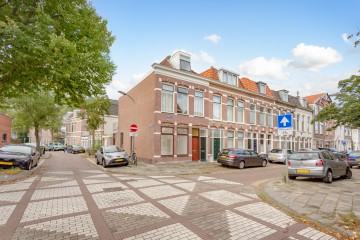 sha256:6000f211cdadbcba59aac1da2273fbc67c6ce29e4c8c679c7924c3feb25e5e53