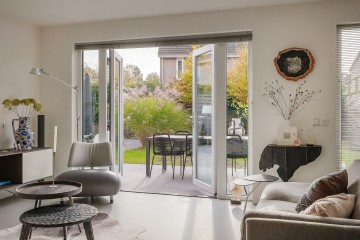 sha256:6241823c031ef583e181185523271ea2d9ff4da78be9fcf76550bc3393e8f542