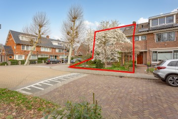 sha256:62b925409d64a675496ea9ced95f8ce136fbd8370212fe63f278aaf9cdd01a6f