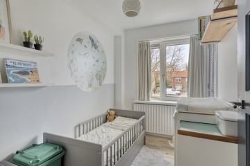 sha256:64b062d1a79f7b359bea606503a93338d7b3aae3b8d1fe6ead2562934f6c6173