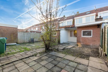 sha256:6761af30f8d412a580a5459cf91c10ac9a9aa7b43c0efcc67a50ddc6c757d2d1