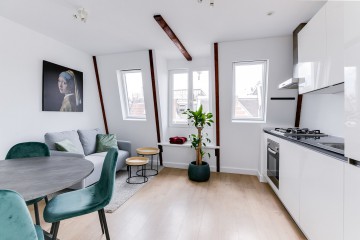 sha256:678d1484ad0ed2882f83ed5865259ae1e86db65c6a46834d5b1288d70a88726b