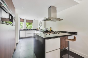 sha256:6aaf4831837cc9c5a4bd56deba6250b9ac5d1791dd4578c289ae6d3beb76b2a3