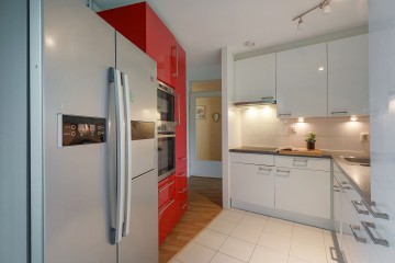 sha256:6acf43ec17518f4c5f1131ce75986797bbf2e2f08619a17e7593b2180307a815