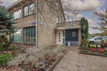 sha256:6e245b35b792eb0c49557b23e9ff7dd9fa59ad2bd0f924a425a449f62c8b223e