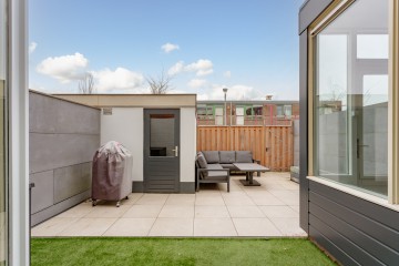 sha256:7262697bd839782337d777f760446f051aacee4ad171305146ea4b898d73644d