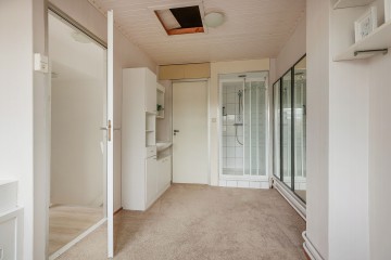 sha256:73e06cad191b70e7767e9fcd8c8577b32cf26d0664df7cf67e0957db5c53974c