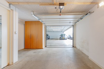 sha256:761ee8f985a89659f874b1bce1bb88d33bf58f40cdfd984c8d9530bc98cb8284