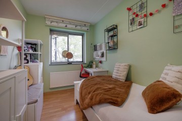 sha256:79c2e9a28b9c756a3f35d9b23cbd9364b9b7092da8a9b8cc32cffbb8b00c57bc