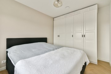 sha256:7d694abe3ffbf04bcc6bf58f9d17418069d755d75434712881dbce065dd15c0f