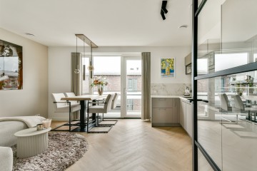 sha256:8060e56a52edd614923b4ce6bf1fb681547f803203f1f40a41dc1dff49b98e65