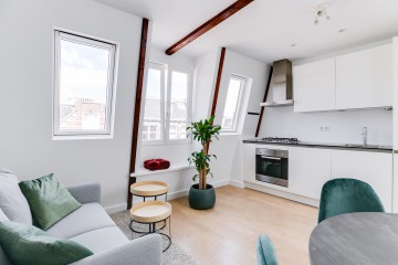 sha256:82cbd829e11fb6a022fd95d50beb43a7f5acea7071750a2e03e88be05b2b4524