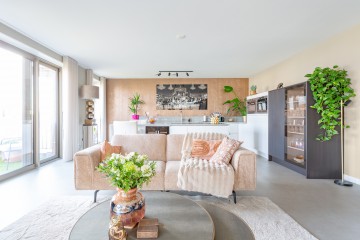 sha256:852fc6dd0a61538eefd9c053953874d0233515e227da4fe1f8c465fb26b02777