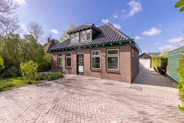 sha256:887e4f11d5da9bf639cd4e92d84e318b57897151fb4e0bfacc4f09d632d452fc