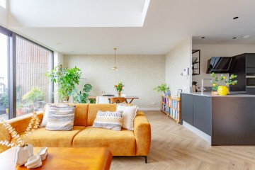 sha256:8981e796295fb59c7a12a832d29d329dd5817aebc791dd1bff93f49a94af0311