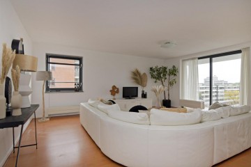 sha256:8a1ed85ae816bf701369b249bfb35a26d00aeca998a056a318445e977747f343